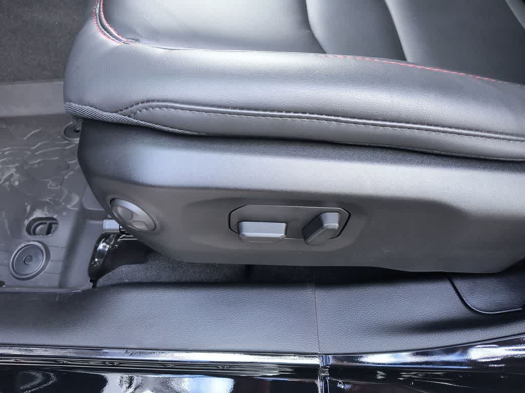 Thumbnail: 2026 Jeep Gladiator - 12