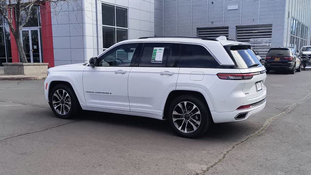 Thumbnail: 2023 Jeep Grand Cherokee - 6