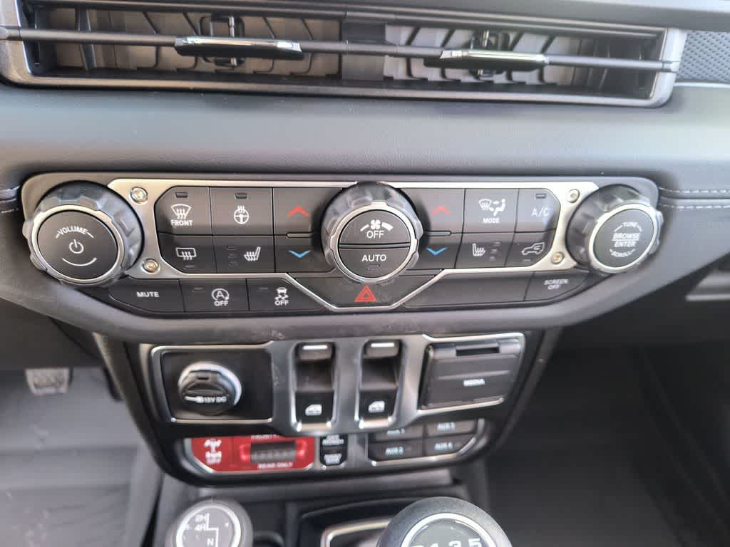 Thumbnail: 2026 Jeep Wrangler - 19