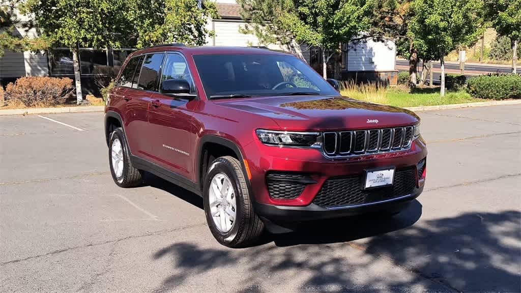 Thumbnail: 2025 Jeep Grand Cherokee - 3