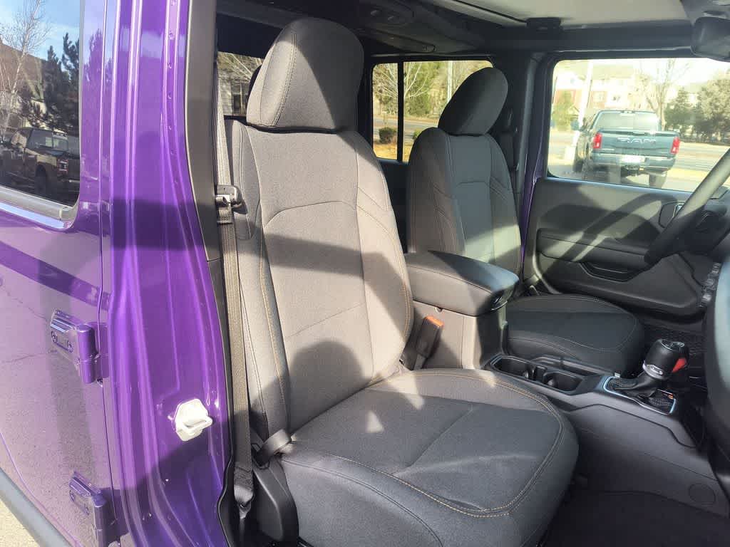 Thumbnail: 2026 Jeep Gladiator - 23