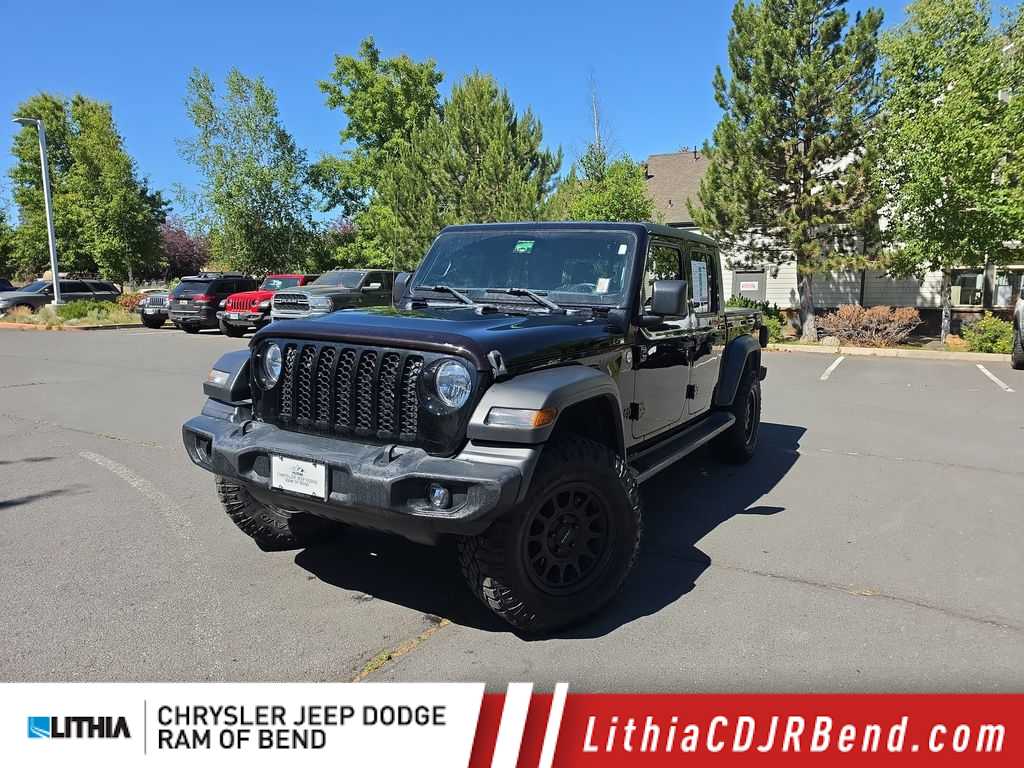 2020 Jeep Gladiator Sport S's photo