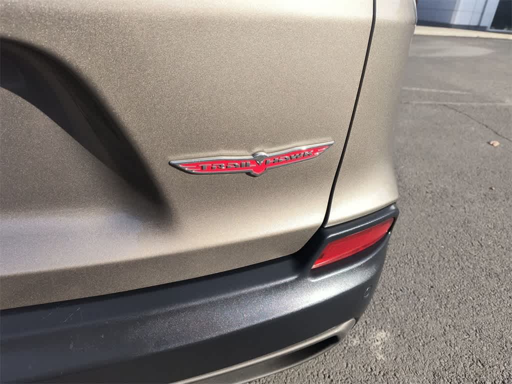 Thumbnail: 2019 Jeep Cherokee - 27