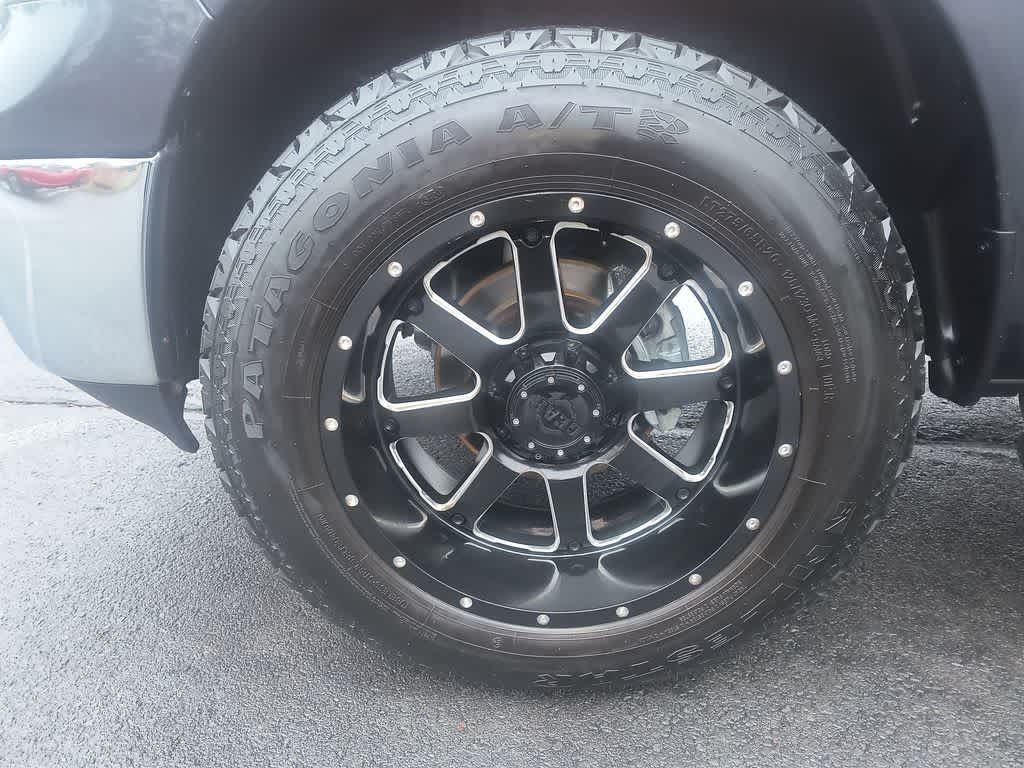 Thumbnail: 2019 RAM 1500 Classic - 10