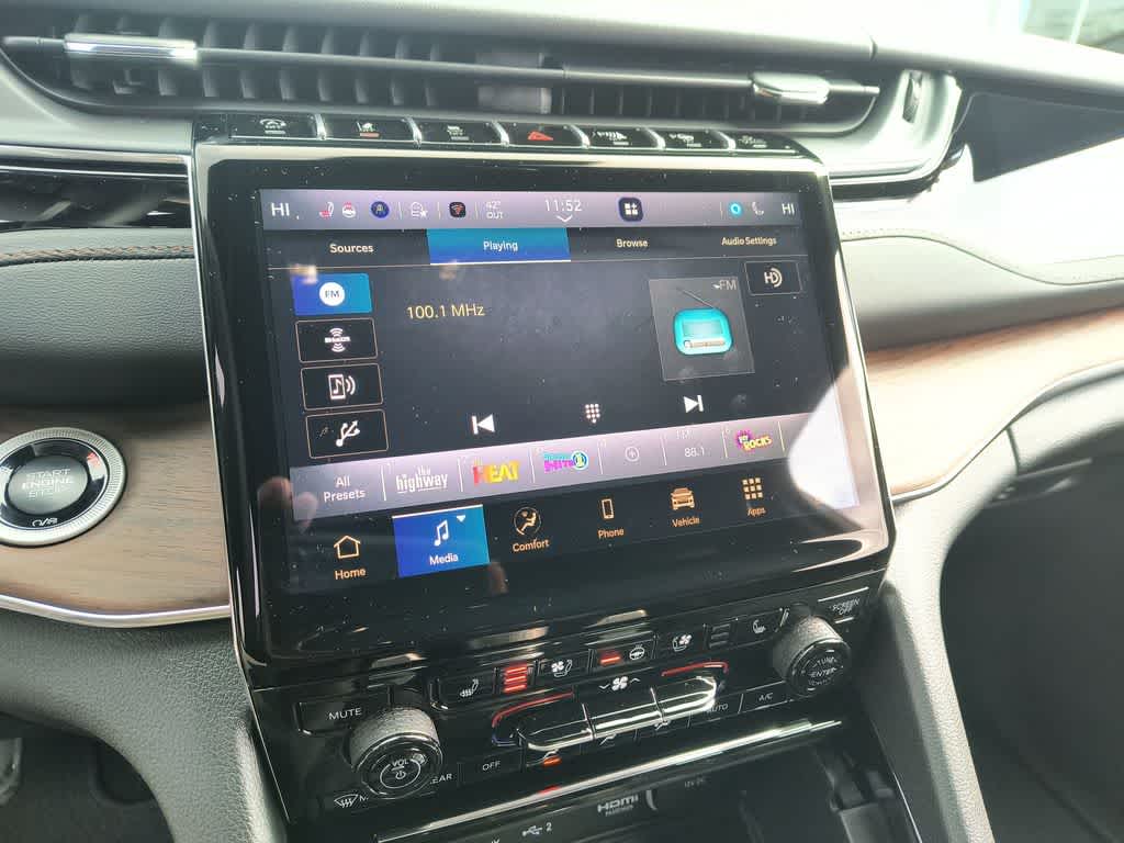 Thumbnail: 2025 Jeep Grand Cherokee - 16