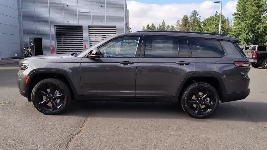 Thumbnail: 2025 Jeep Grand Cherokee L - 5