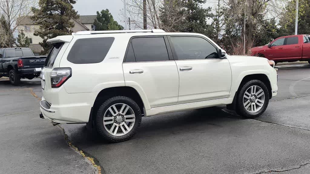 Thumbnail: 2016 Toyota 4Runner - 9