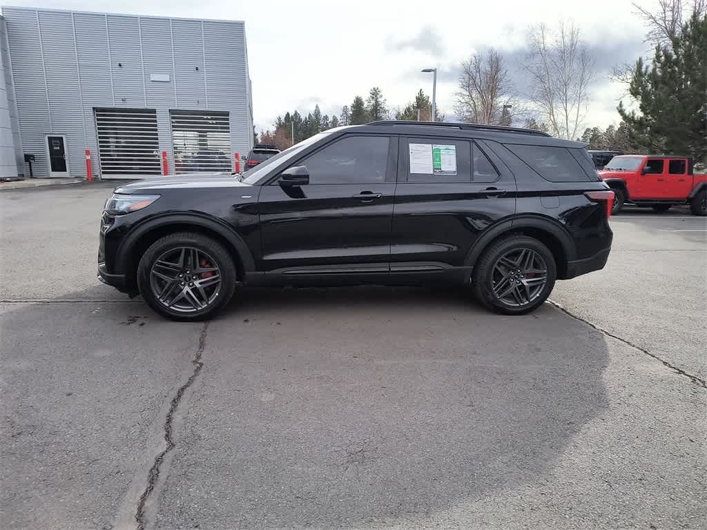 Thumbnail: 2025 Ford Explorer - 3