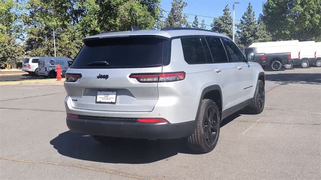 Thumbnail: 2025 Jeep Grand Cherokee L - 8