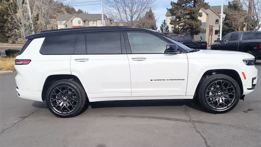 Thumbnail: 2025 Jeep Grand Cherokee - 2