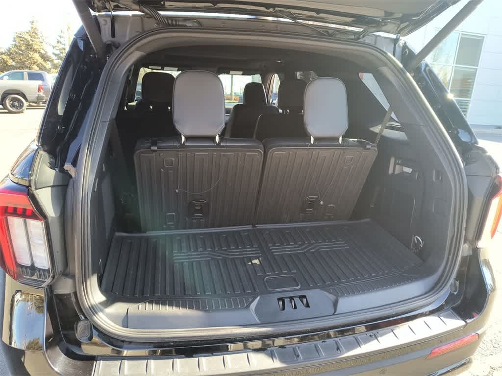 Thumbnail: 2025 Ford Explorer - 25