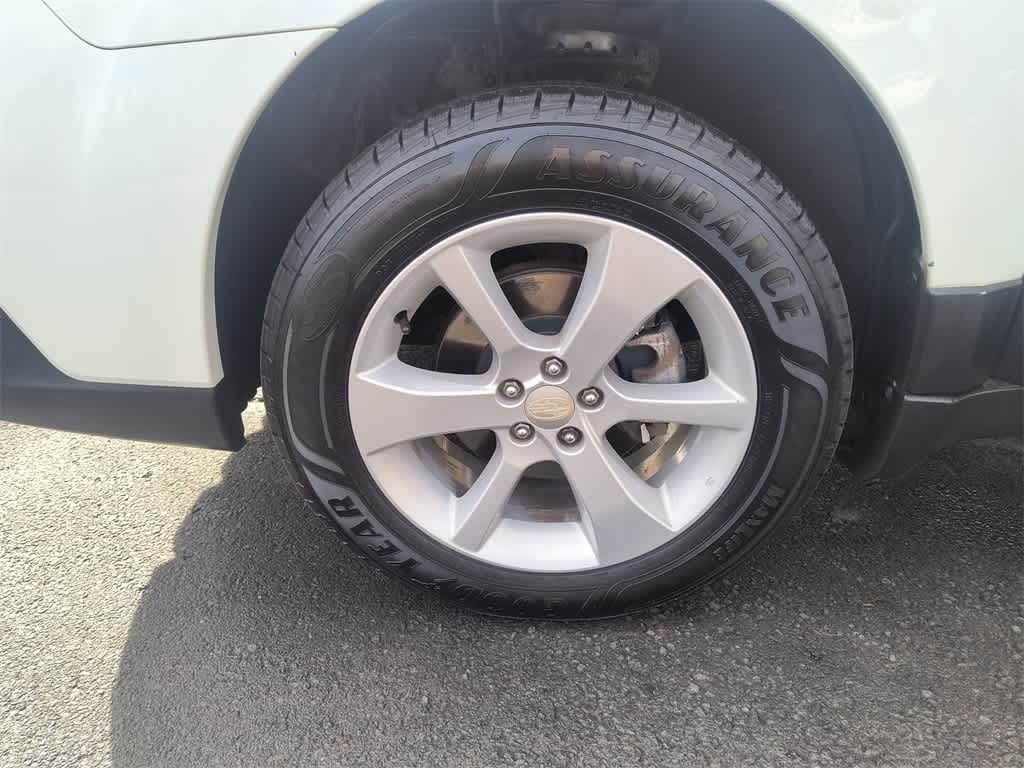 Thumbnail: 2013 Subaru Outback - 10