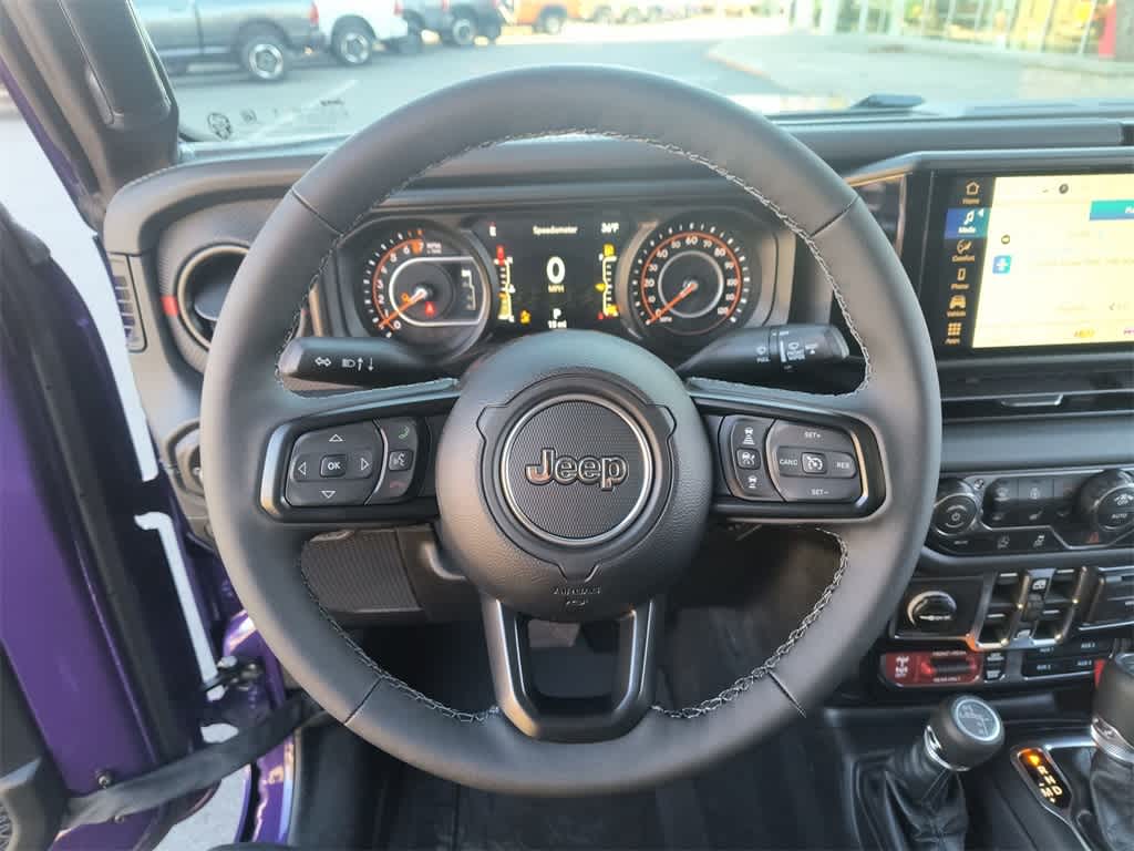 Thumbnail: 2026 Jeep Gladiator - 14