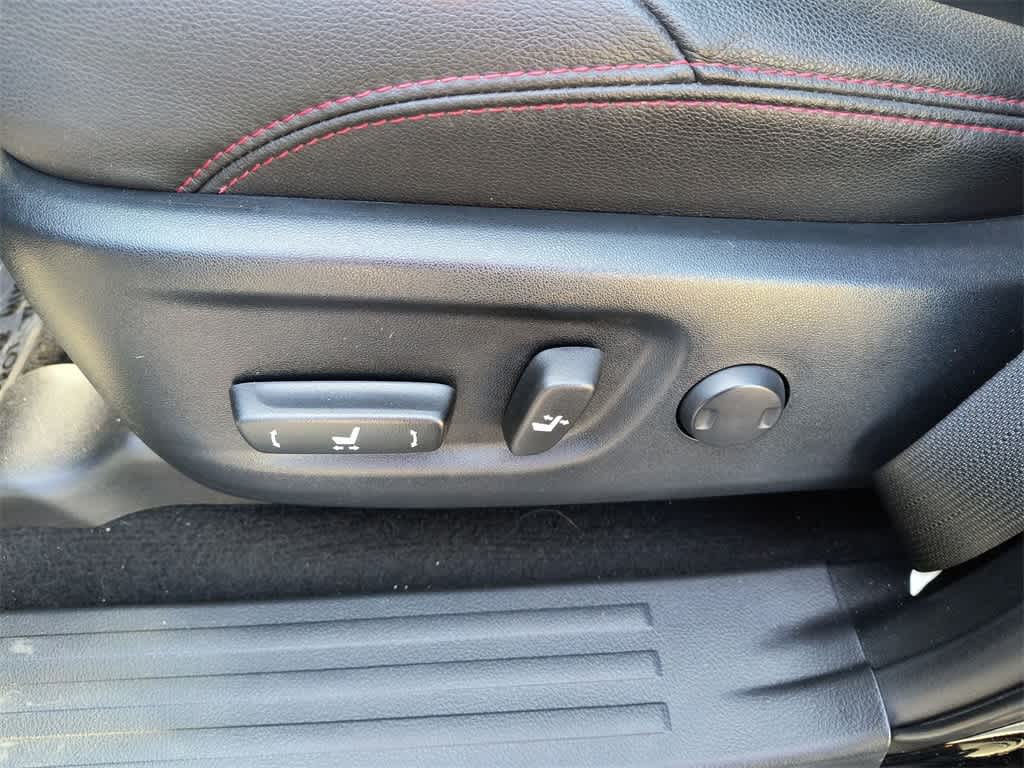 Thumbnail: 2019 Toyota 4Runner - 12