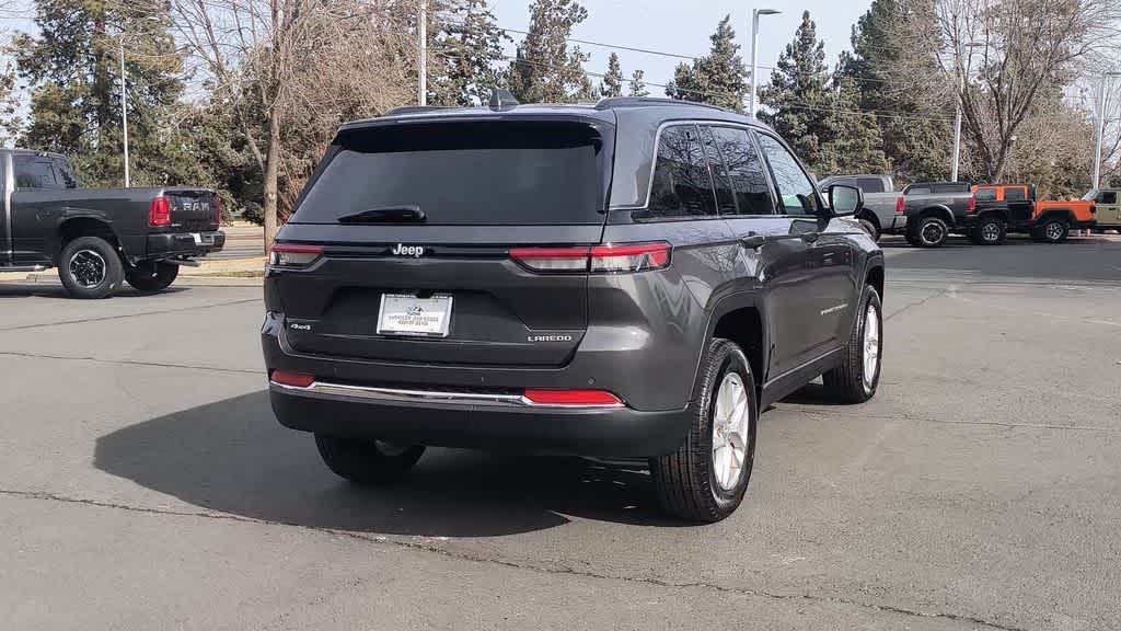 Thumbnail: 2026 Jeep Grand Cherokee - 8