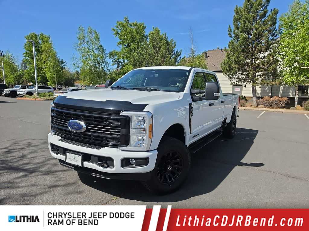 2023 Ford F-350 XLT 4x4 Crew Cab 8' Box SRW's photo