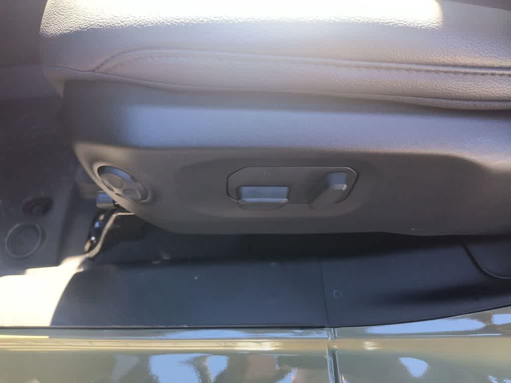 Thumbnail: 2026 Jeep Wrangler - 12