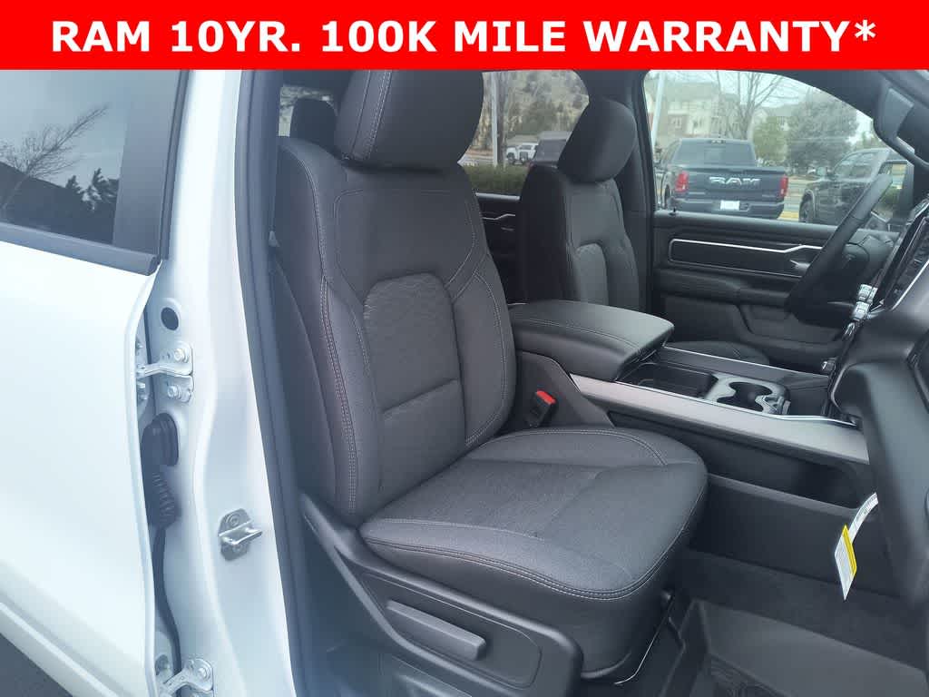 Thumbnail: 2026 RAM 1500 - 25