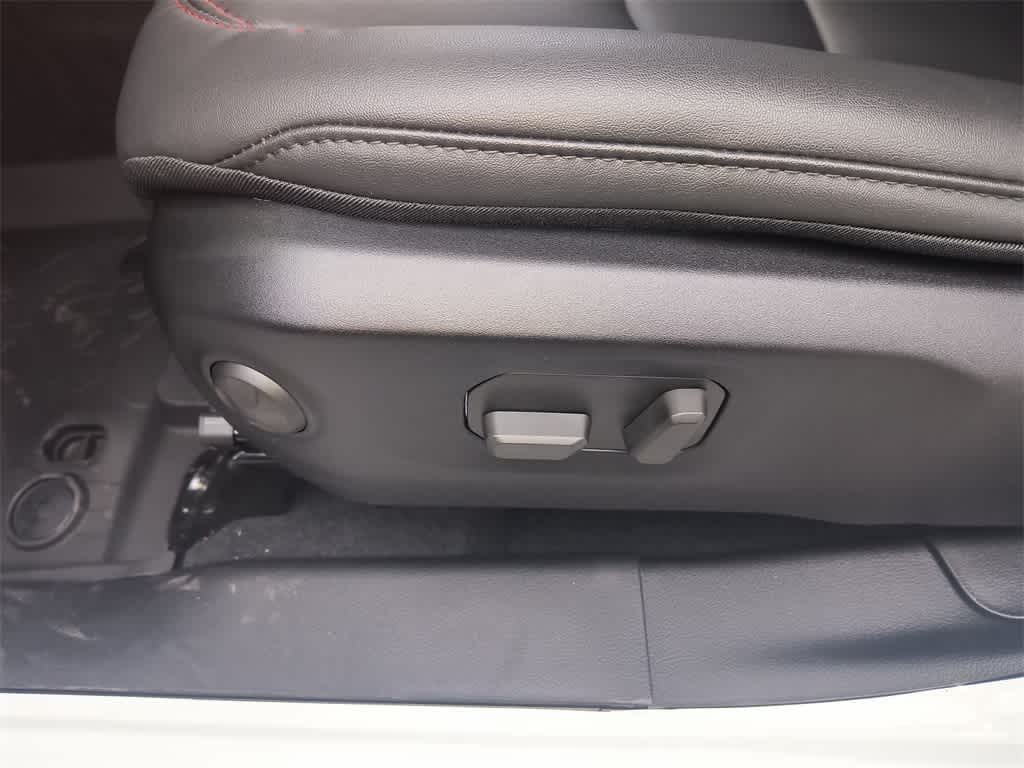 Thumbnail: 2026 Jeep Wrangler - 12