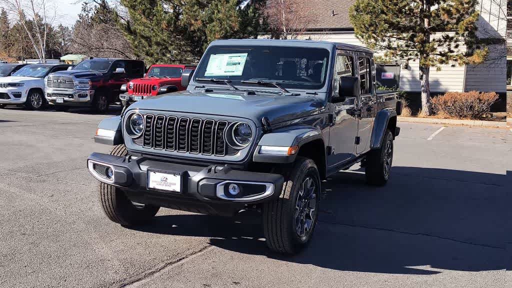 Thumbnail: 2026 Jeep Gladiator - 4