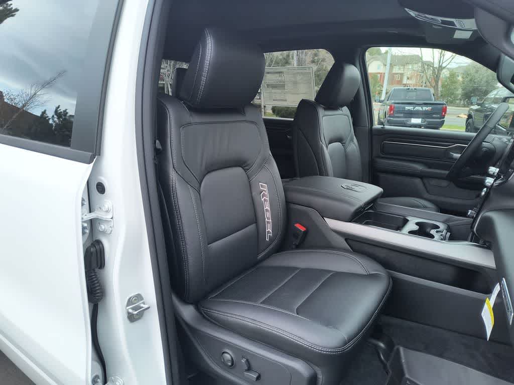 Thumbnail: 2026 RAM 1500 - 25