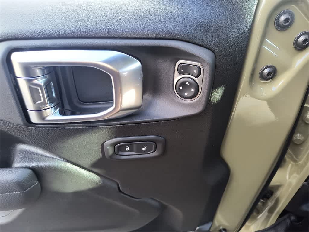 Thumbnail: 2026 Jeep Wrangler - 13