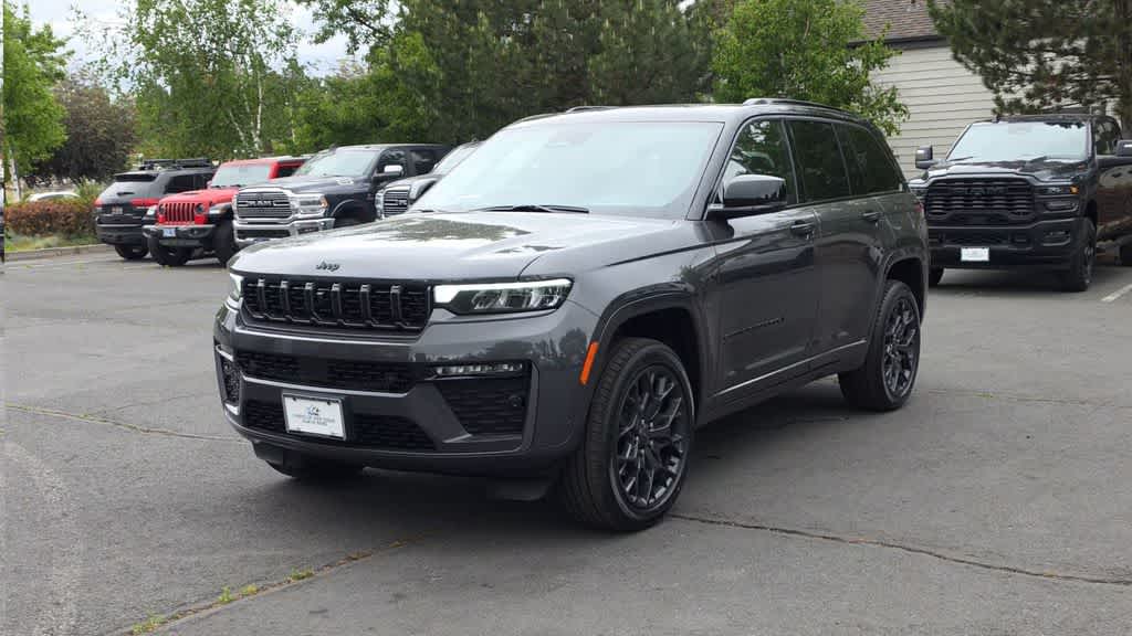 Thumbnail: 2026 Jeep Grand Cherokee - 4