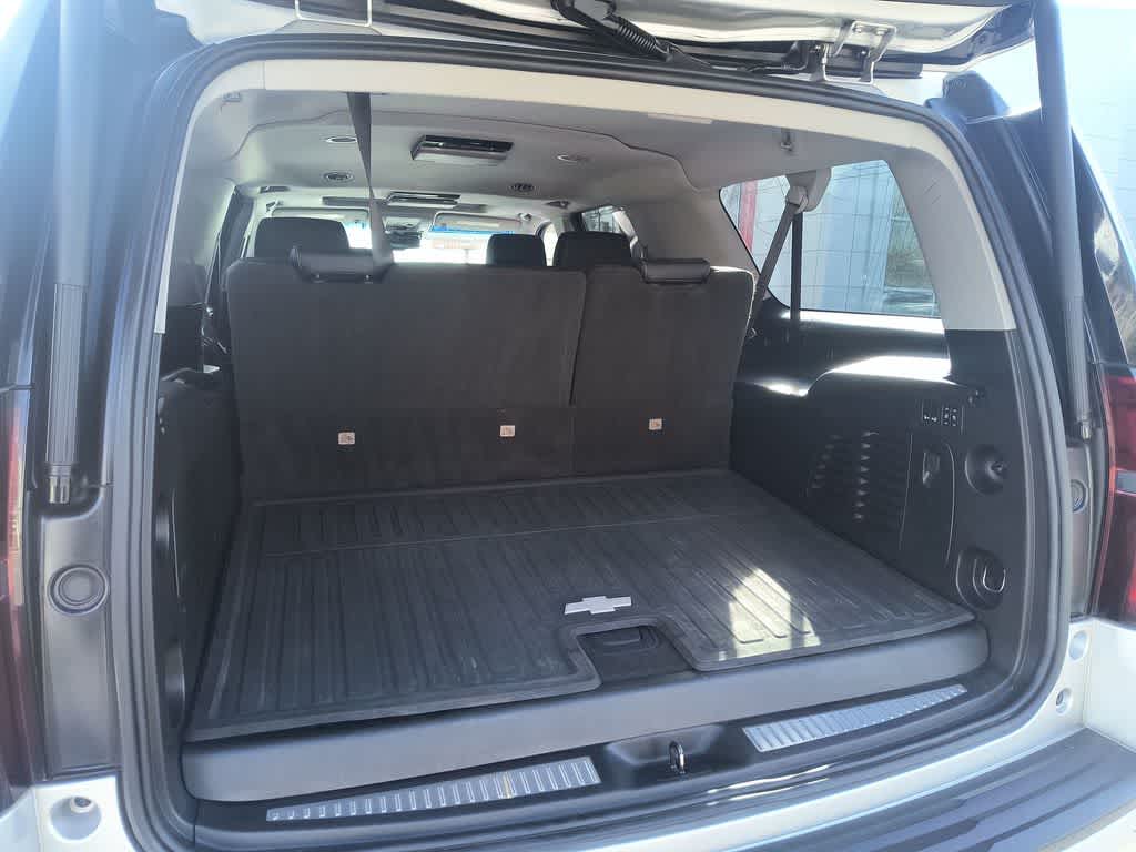 Thumbnail: 2019 Chevrolet Suburban - 25