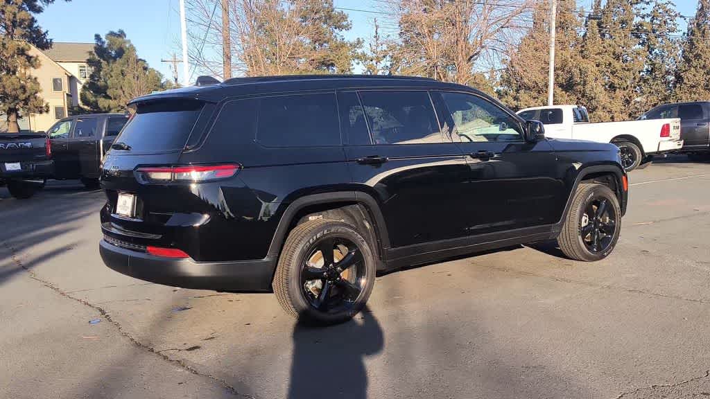 Thumbnail: 2025 Jeep Grand Cherokee L - 9