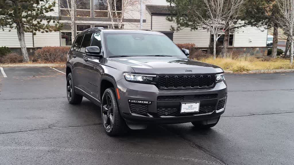 Thumbnail: 2025 Jeep Grand Cherokee L - 3