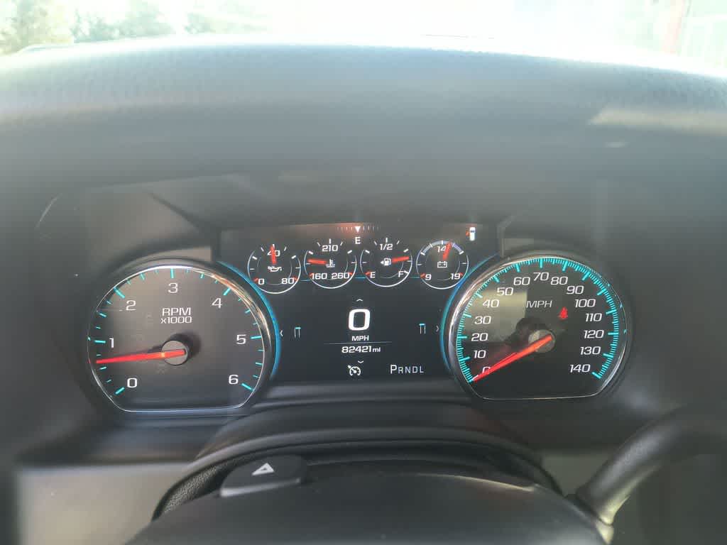 Thumbnail: 2019 Chevrolet Suburban - 15