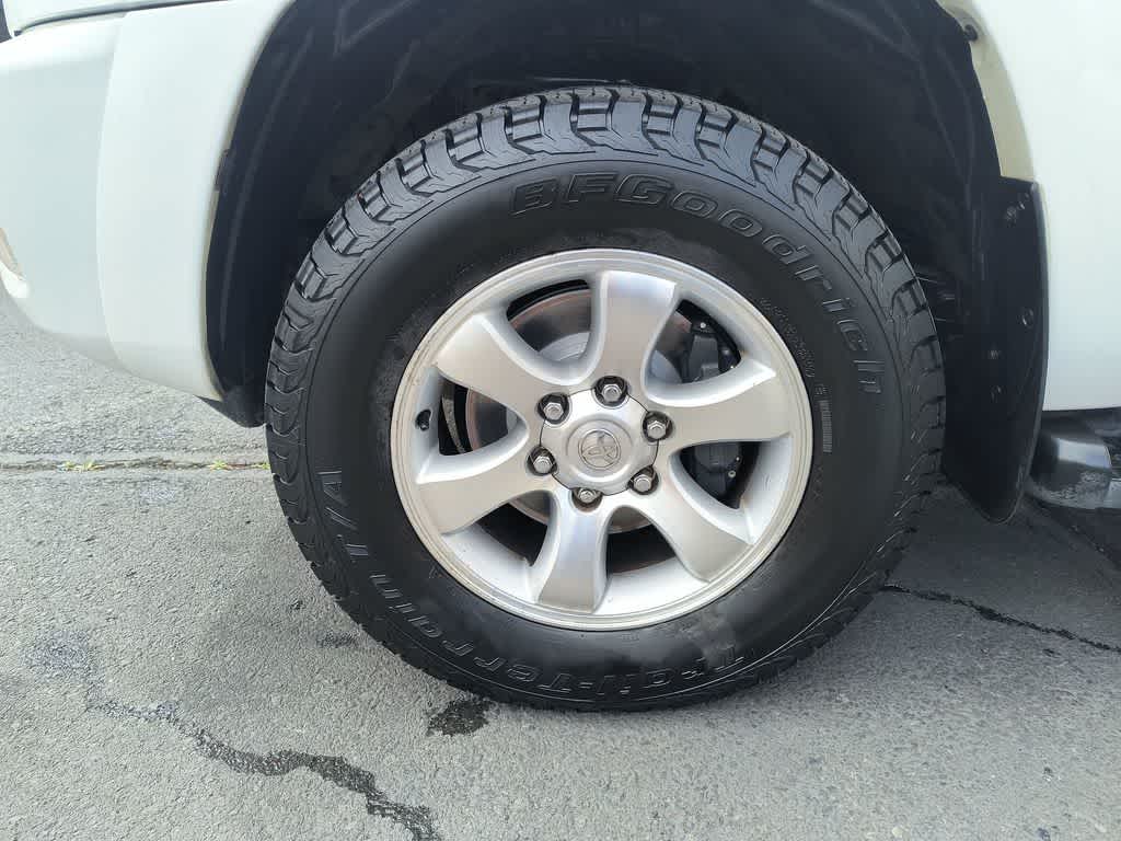 Thumbnail: 2004 Toyota 4Runner - 10