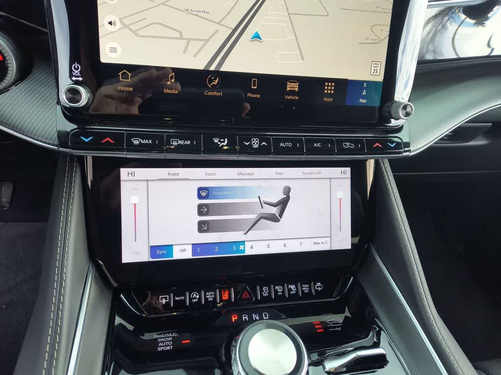 Thumbnail: 2026 Jeep Grand Wagoneer - 19