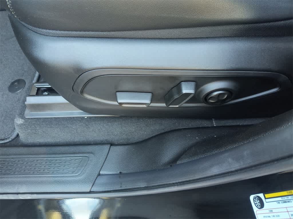 Thumbnail: 2025 Jeep Grand Cherokee - 12