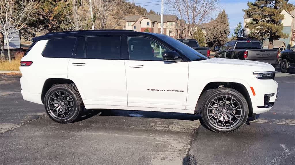 Thumbnail: 2025 Jeep Grand Cherokee - 2