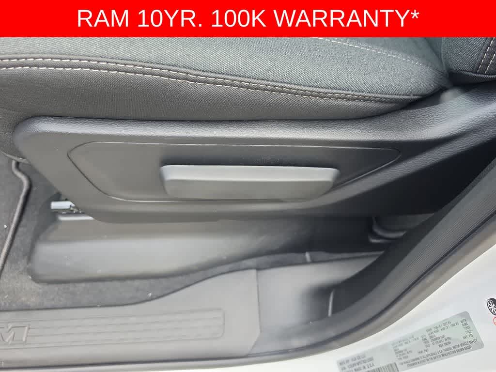 Thumbnail: 2026 RAM 1500 - 12