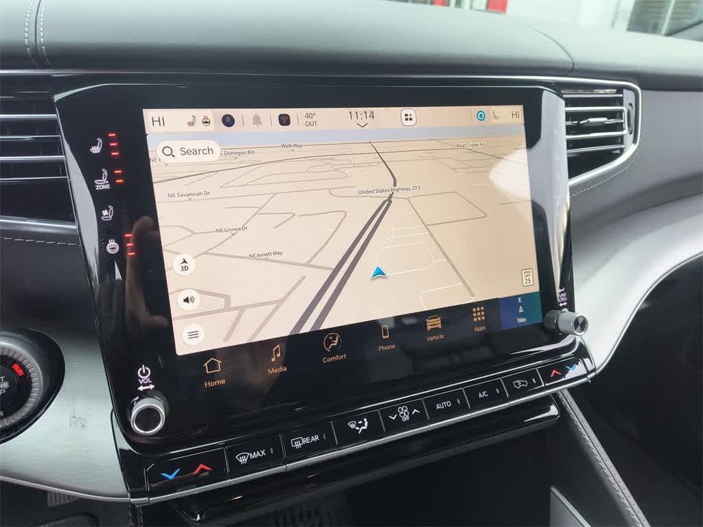 Thumbnail: 2026 Jeep Grand Wagoneer L - 18