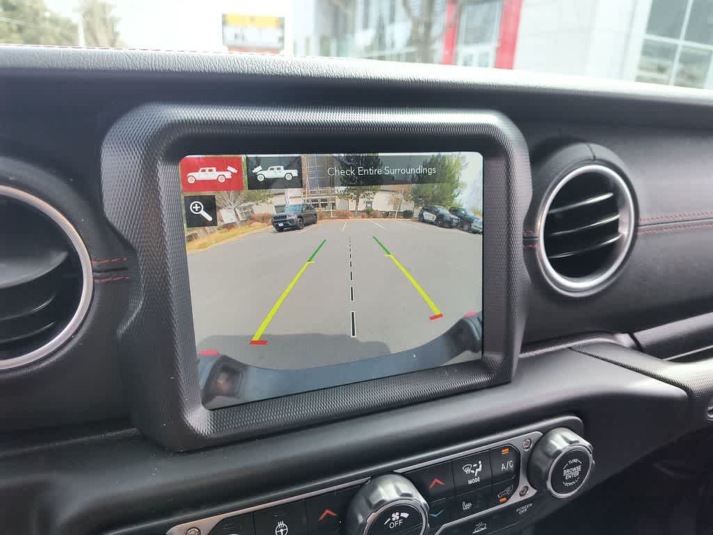 Thumbnail: 2020 Jeep Gladiator - 17