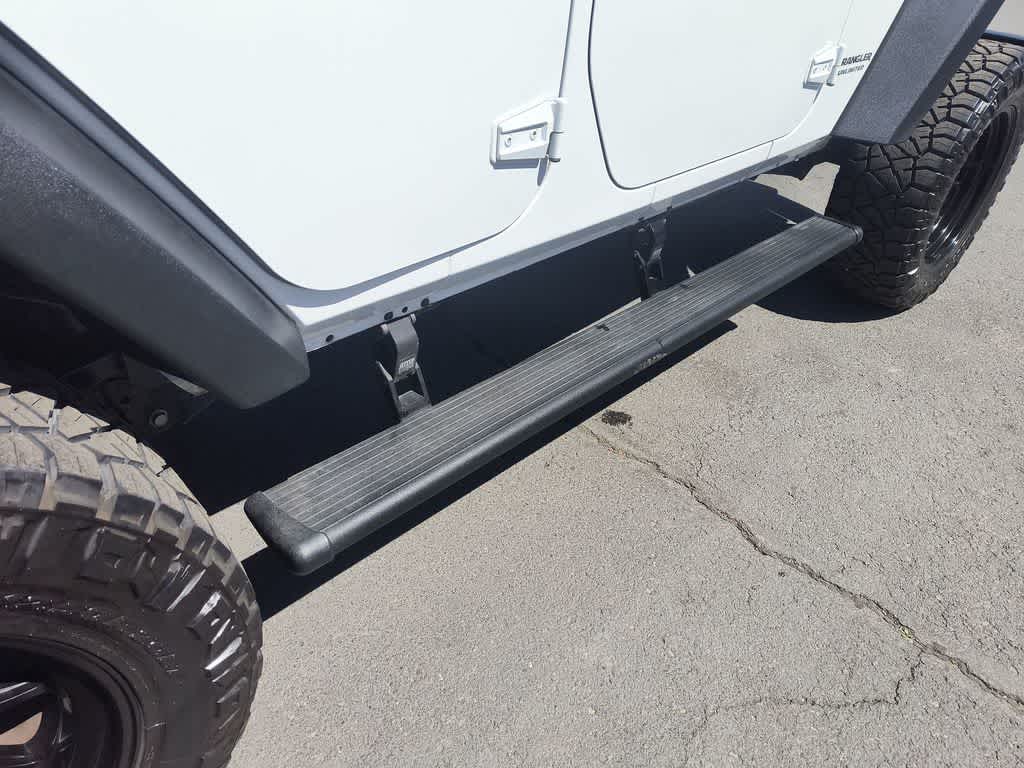 Thumbnail: 2015 Jeep Wrangler - 25