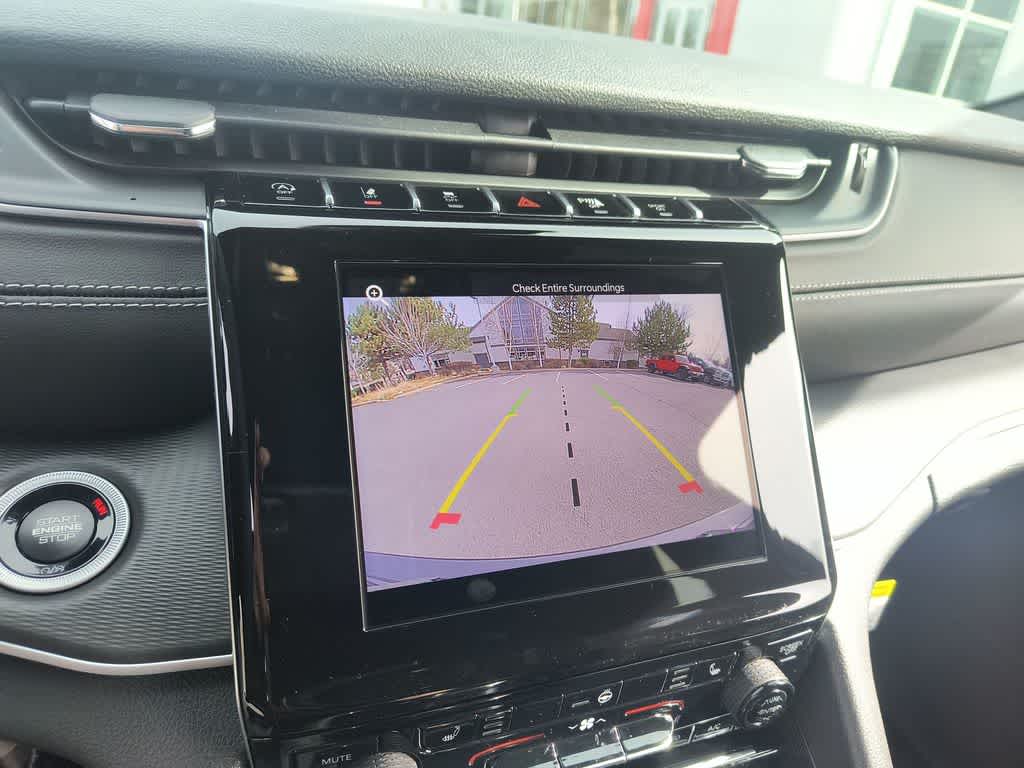 Thumbnail: 2026 Jeep Grand Cherokee - 17