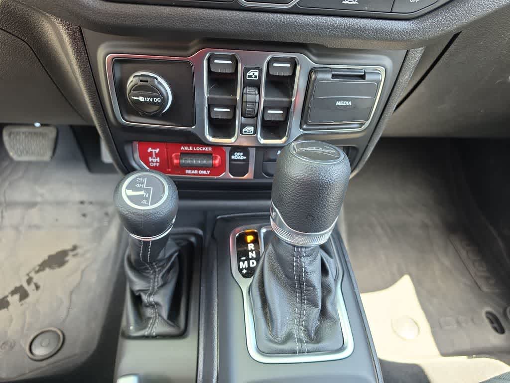 Thumbnail: 2026 Jeep Gladiator - 19