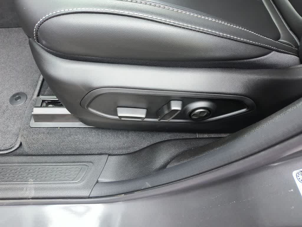 Thumbnail: 2026 Jeep Grand Cherokee - 12