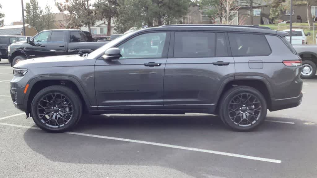 Thumbnail: 2024 Jeep Grand Cherokee L - 5