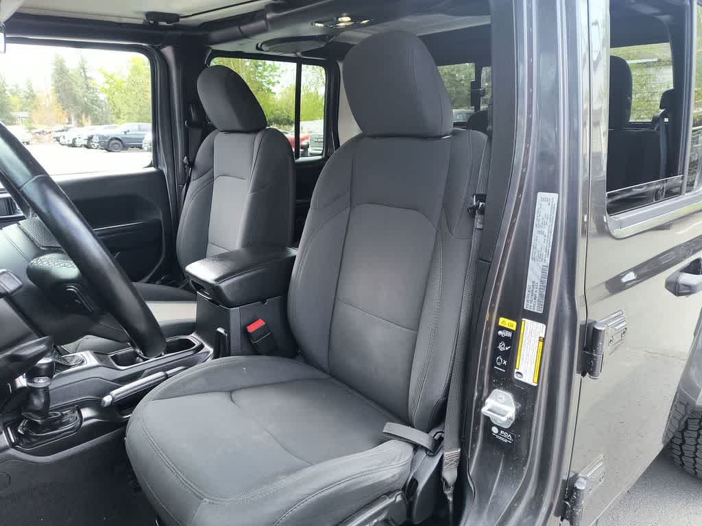 Thumbnail: 2021 Jeep Gladiator - 11