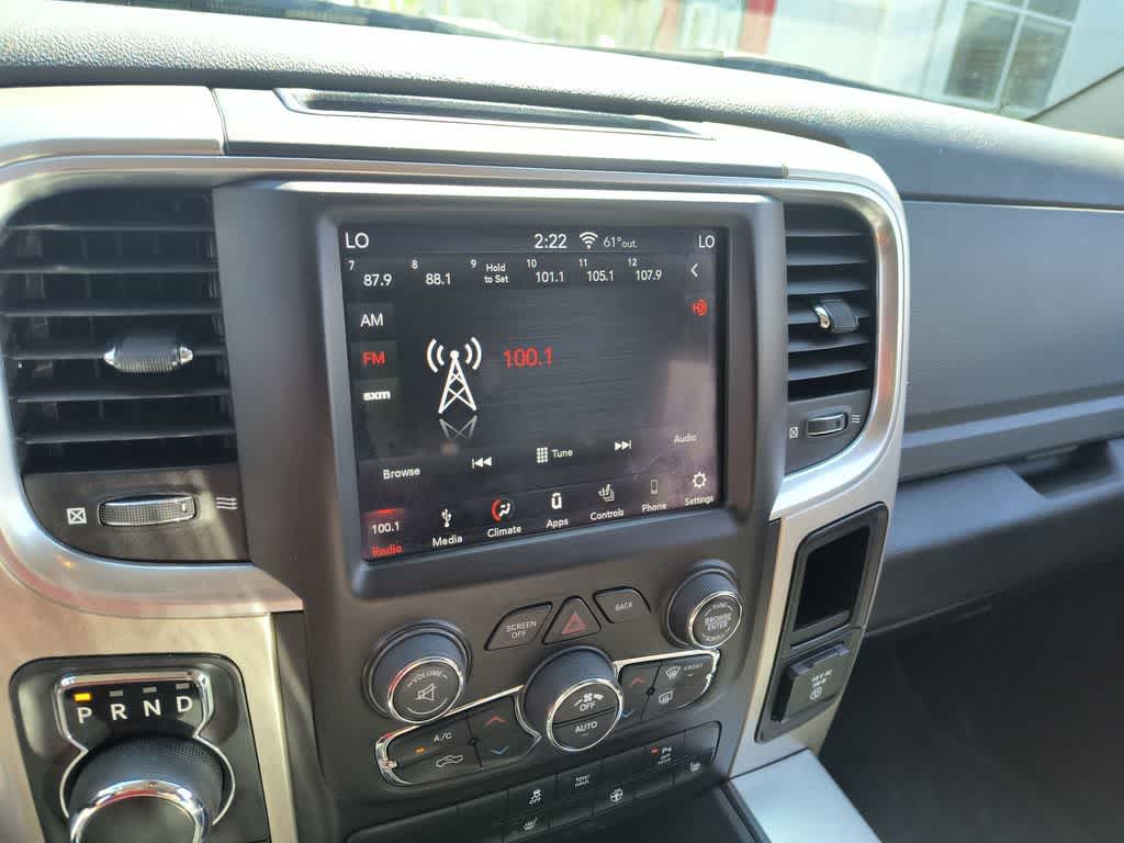 Thumbnail: 2019 RAM 1500 Classic - 16