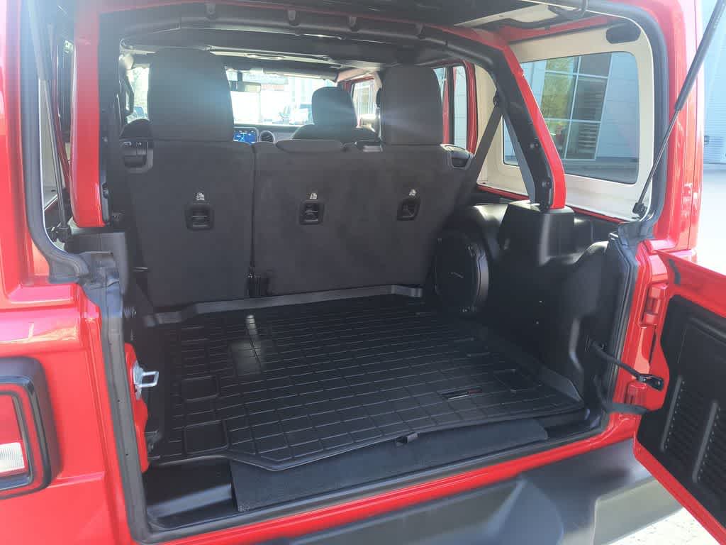 Thumbnail: 2021 Jeep Wrangler - 23