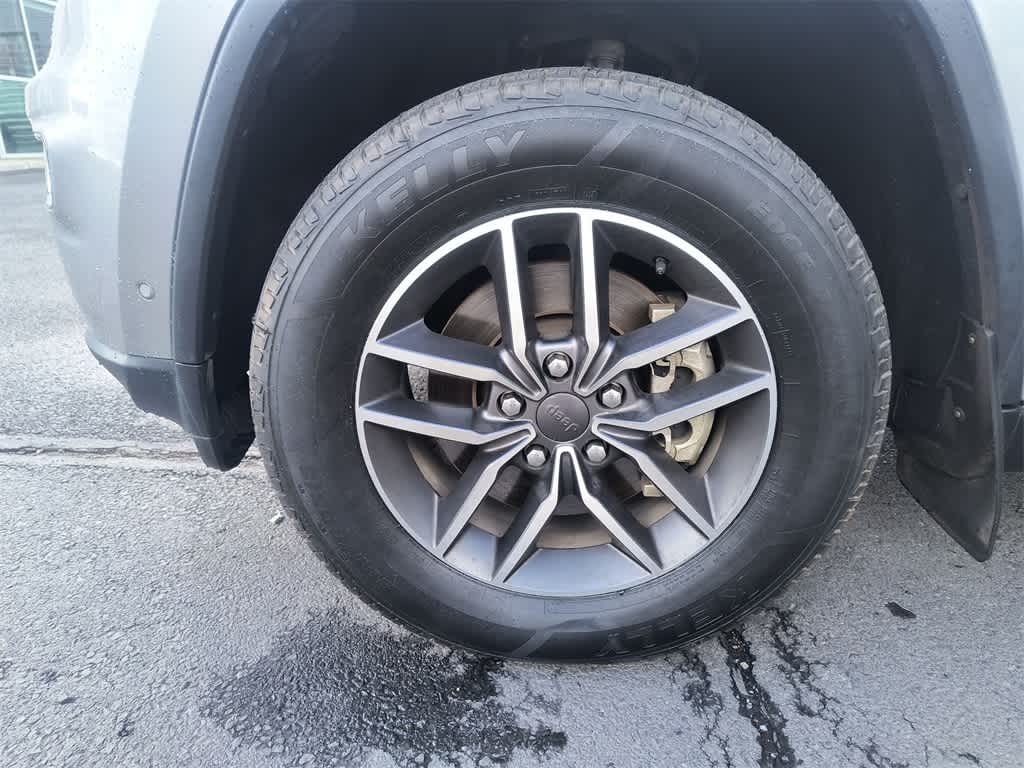 Thumbnail: 2021 Jeep Grand Cherokee - 10