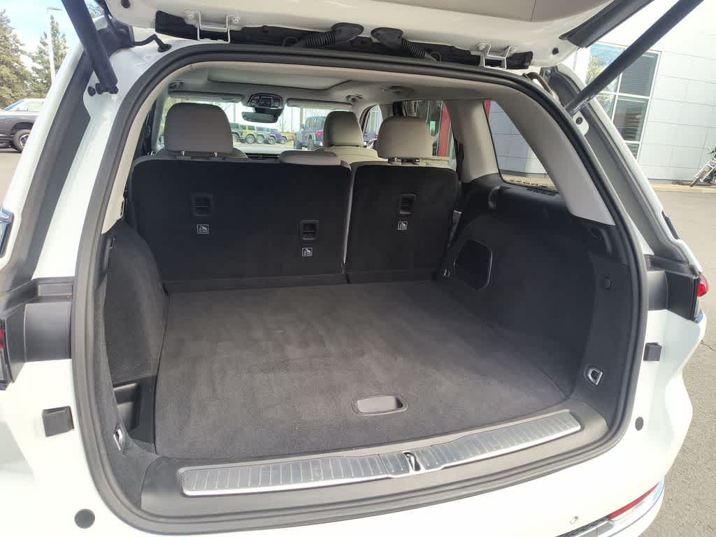 Thumbnail: 2023 Jeep Grand Cherokee - 24