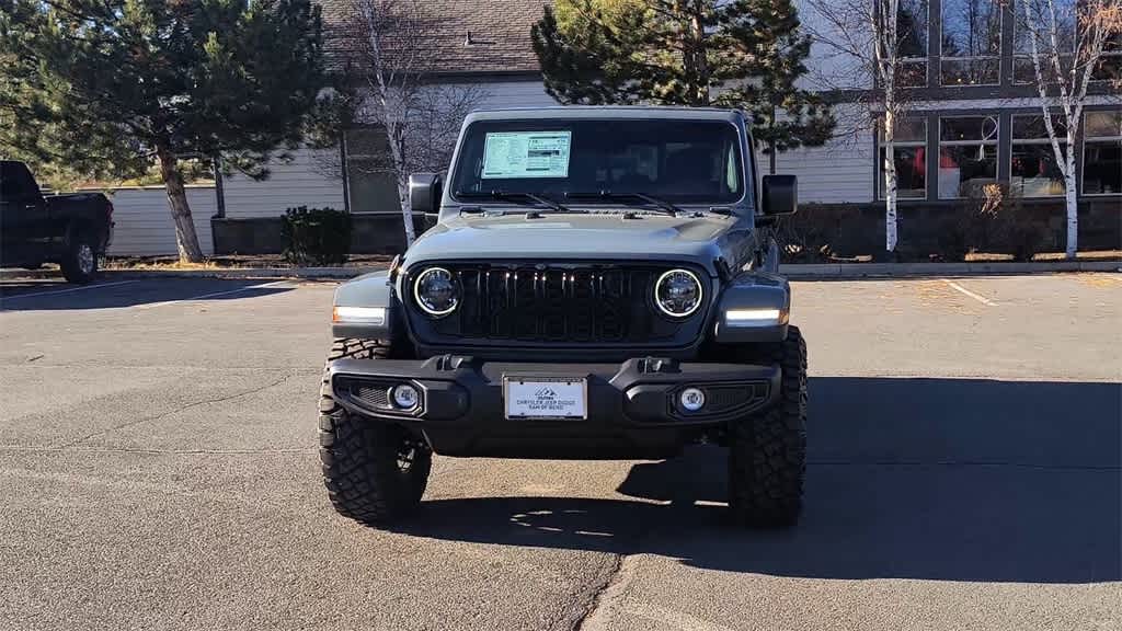 Thumbnail: 2026 Jeep Gladiator - 4