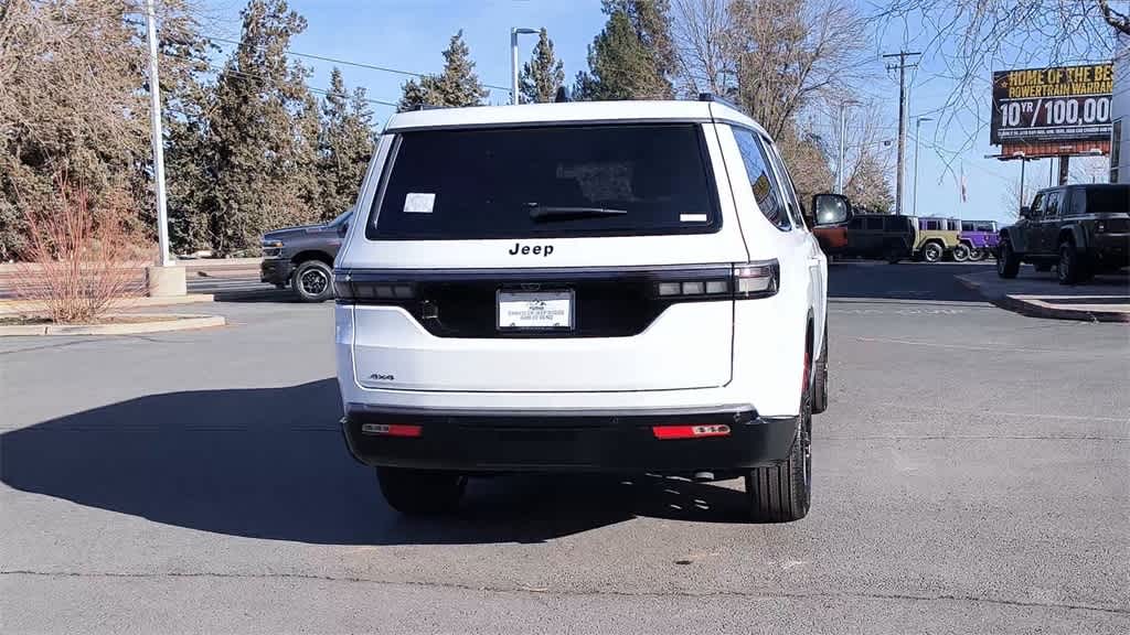 Thumbnail: 2026 Jeep Grand Wagoneer - 8